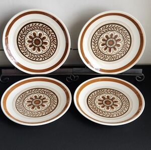 Adorable Retro Flower Plates Bread Dessert Mod USA Ceramic Stoneware